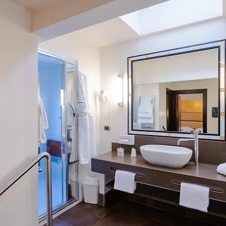 Hotel Fh55 Med Executive 4*